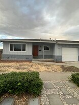 37747 Argyle Rd in Fremont, CA - Building Photo