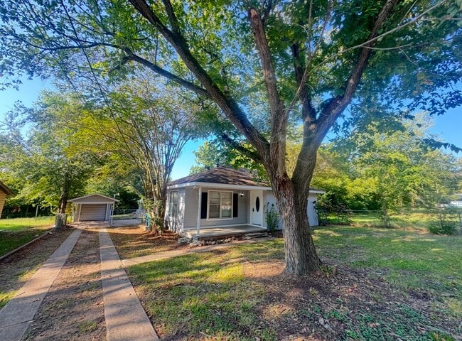 property at 1002 Barnhill St
