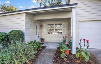 3386 Chrysler Dr in Jacksonville, FL - Building Photo - Building Photo