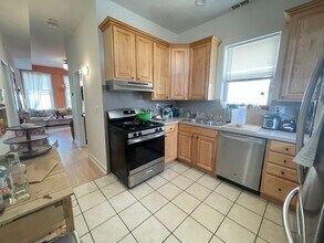 1639 W Huron St in Chicago, IL - Building Photo - Building Photo