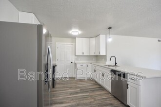 5155 S 4660 W in Kearns, UT - Building Photo - Building Photo