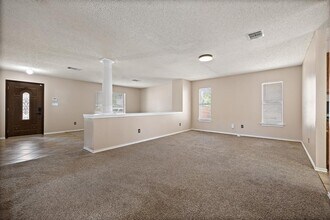 12943 Dionysus Dr in Austin, TX - Building Photo - Building Photo