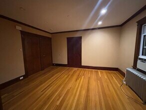 121-123-123 Willow St in Boston, MA - Building Photo - Building Photo