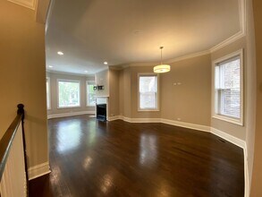 3728 N Magnolia Ave in Chicago, IL - Building Photo - Building Photo
