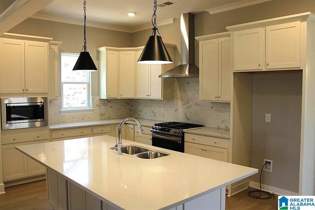 1243 Elizabeth Ter in Birmingham, AL - Building Photo - Building Photo