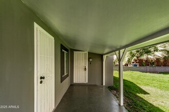2139 W Vista Ave in Phoenix, AZ - Building Photo - Building Photo