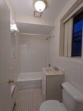 11 Barrows St, Unit 5A in Boston, MA - Foto de edificio - Building Photo