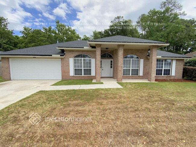 property at 11619 Greenland Hideaway Dr E