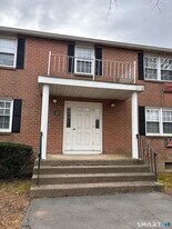 49 Grandview Dr in Farmington, CT - Building Photo