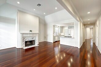 1938 Norfolk St in Houston, TX - Building Photo - Building Photo