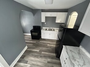 32-34 Marie Ave in Dayton, OH - Building Photo - Building Photo