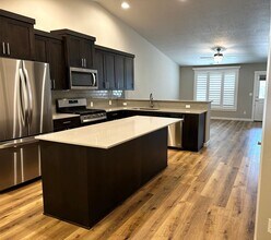 4055 E Blueberry St in Meridian, ID - Building Photo - Building Photo