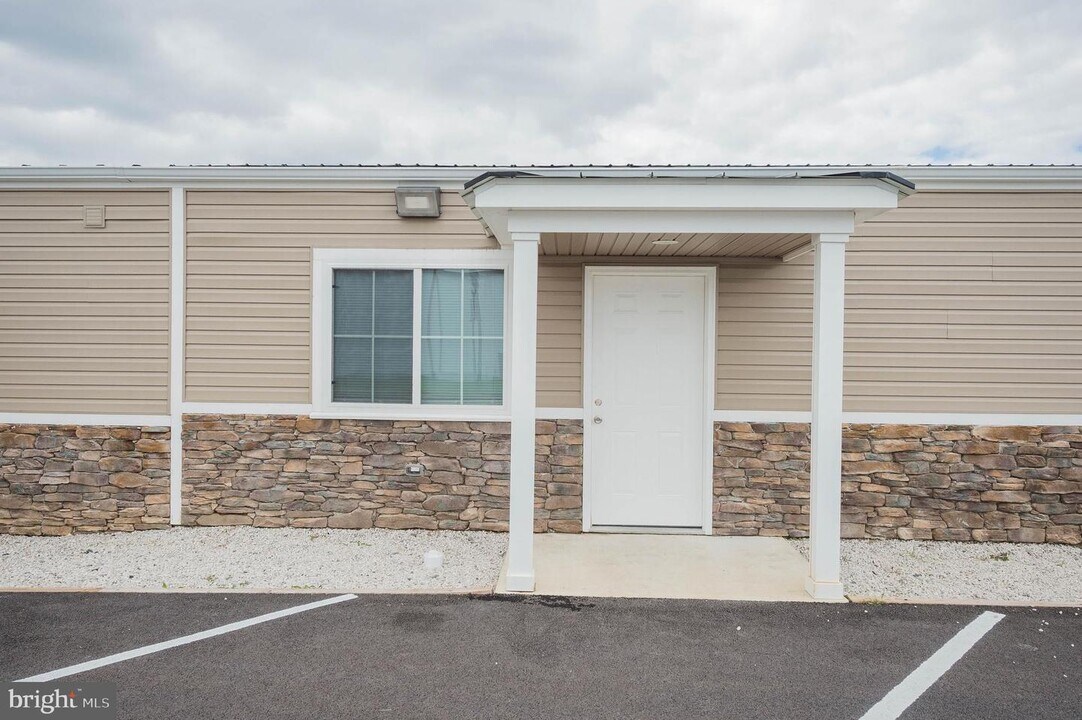 123 Bateman St-Unit -4 in Salisbury, MD - Building Photo