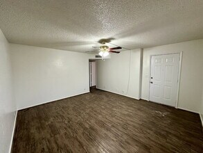 6742 E Dallas St in Mesa, AZ - Building Photo - Building Photo