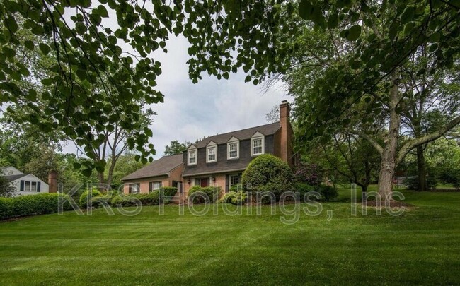 property at 912 Kimberwicke Rd