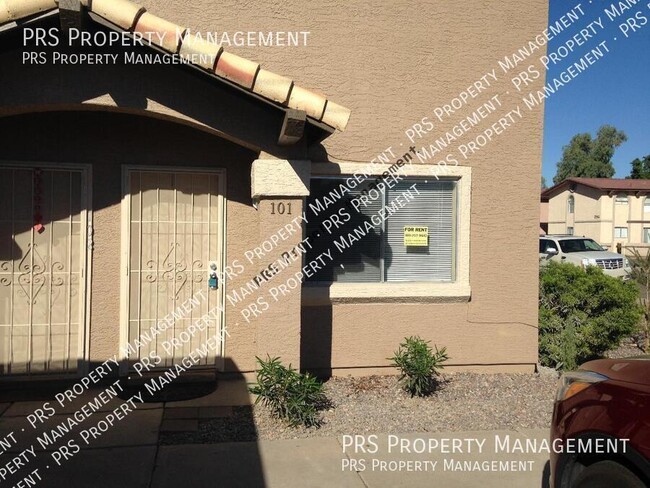 property at 3005 E Cicero St