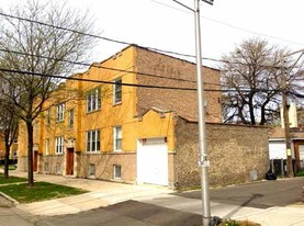 2735-3741 N Leclaire Ave Apartments