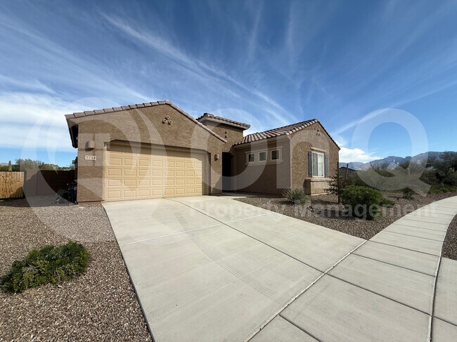 2714 W Plateau Rdg Dr in Tucson, AZ - Building Photo - Building Photo