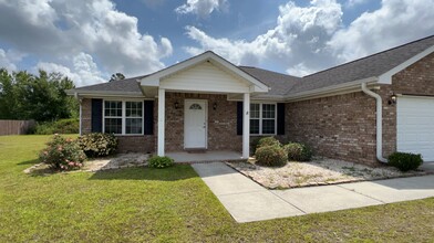 59 Black Gum Dr NE in Ludowici, GA - Foto de edificio - Building Photo