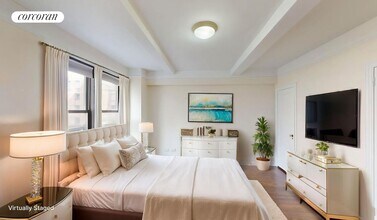 210 E 68th St in New York, NY - Foto de edificio - Building Photo