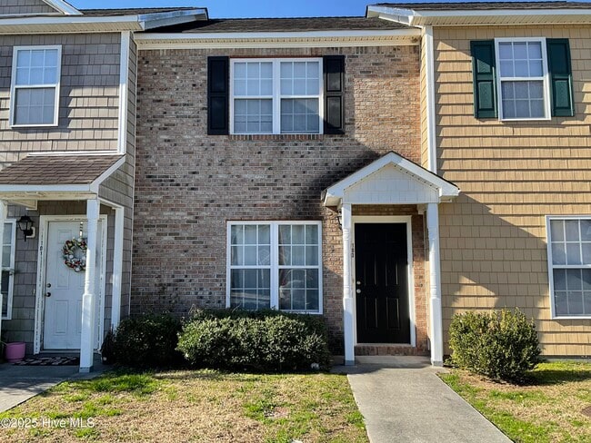 property at 103 Bridgewood Dr