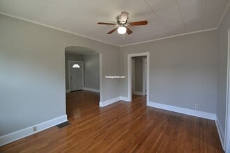 3400 Mayfair Ave in Cheviot, OH - Building Photo - Building Photo