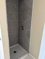 5424 Market St, Unit 2f in Philadelphia, PA - Building Photo