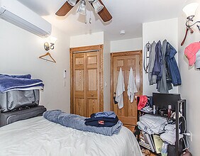 12 S Russell St, Unit 2 in Boston, MA - Foto de edificio - Building Photo