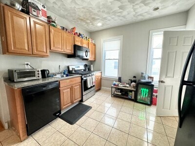 property at 157 E Cottage St