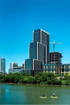 112 San Antonio St in Austin, TX - Building Photo