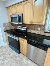 216 SE 5th St in Dania Beach, FL - Building Photo - Building Photo