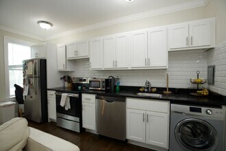 3345 N Marshfield Ave in Chicago, IL - Building Photo - Building Photo