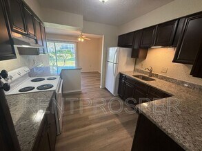 4411 S Semoran Blvd in Orlando, FL - Building Photo - Building Photo