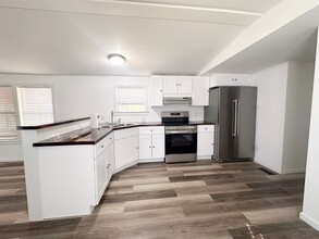 219 Whip Poor Will Ln in Freeport, FL - Building Photo - Building Photo