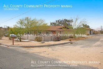 73596 Desert Trail Dr in Twentynine Palms, CA - Building Photo - Building Photo