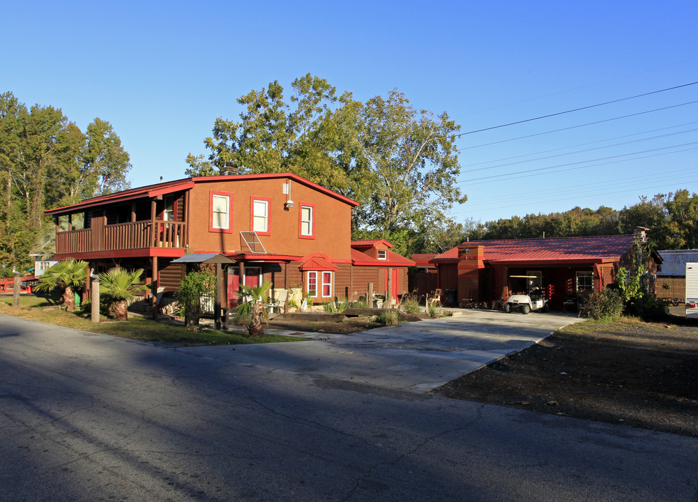 3804 Old Louisville Rd in Savannah, GA - Building Photo