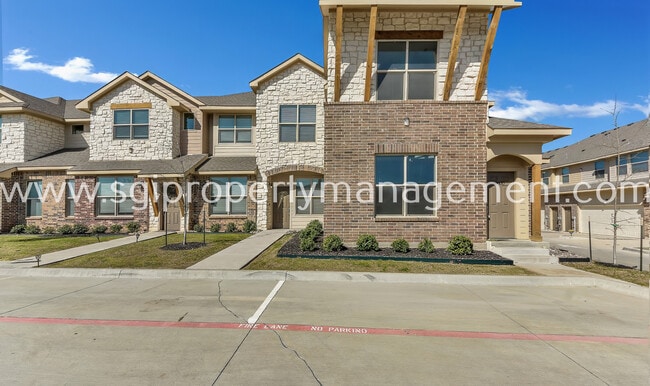 3604 Aaron Pl in Lantana, TX - Building Photo - Building Photo