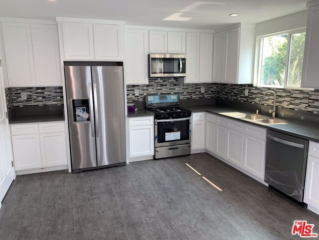 2509 1/2 Cincinnati St in Los Angeles, CA - Building Photo - Building Photo