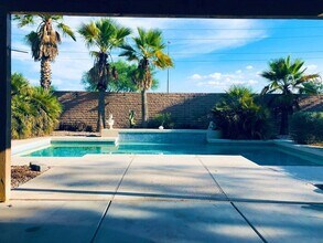 4407 W Donner Dr in Phoenix, AZ - Building Photo - Building Photo