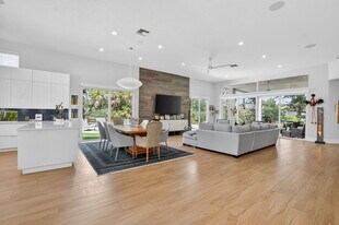7843 Villa D Este Way in Delray Beach, FL - Building Photo