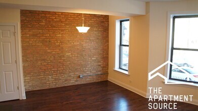 2840 N Albany Ave, Unit 2A in Chicago, IL - Building Photo - Building Photo