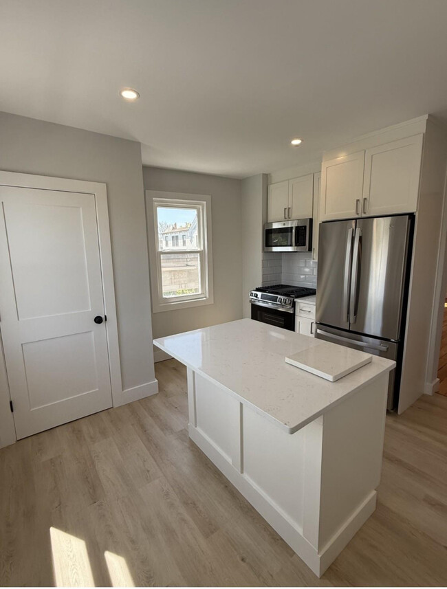 44 Purchase St, Unit 3