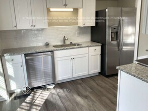 1148 Dawnwood Dr in Nashville, TN - Foto de edificio - Building Photo