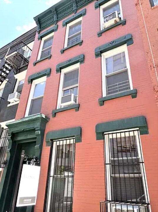 61 Duffield St, Unit 1 in Brooklyn, NY - Building Photo