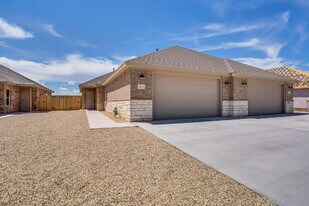 1505 Avenue O in Shallowater, TX - Building Photo