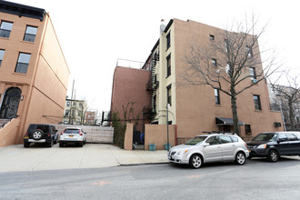 608 Henry St in Brooklyn, NY - Building Photo - Building Photo