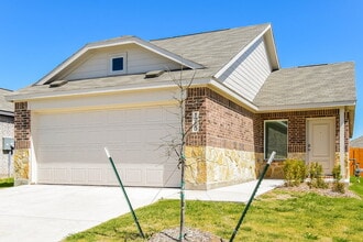 1720 Crossbill St in Forney, TX - Building Photo - Building Photo