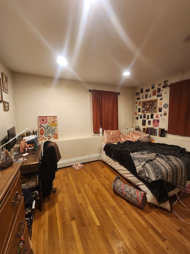 20 Magoun St, Unit 1