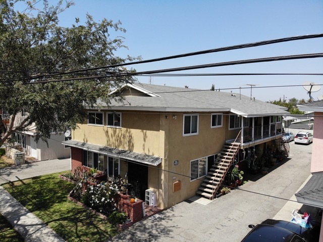 9631 Belmont St in Bellflower, CA - Building Photo