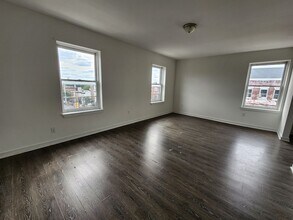 2841 W Girard Ave-Unit -2843-3 in Philadelphia, PA - Building Photo - Building Photo